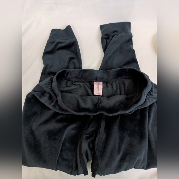Black Velour Plush JUICY Pants(#1,357) - Picture 1 of 6